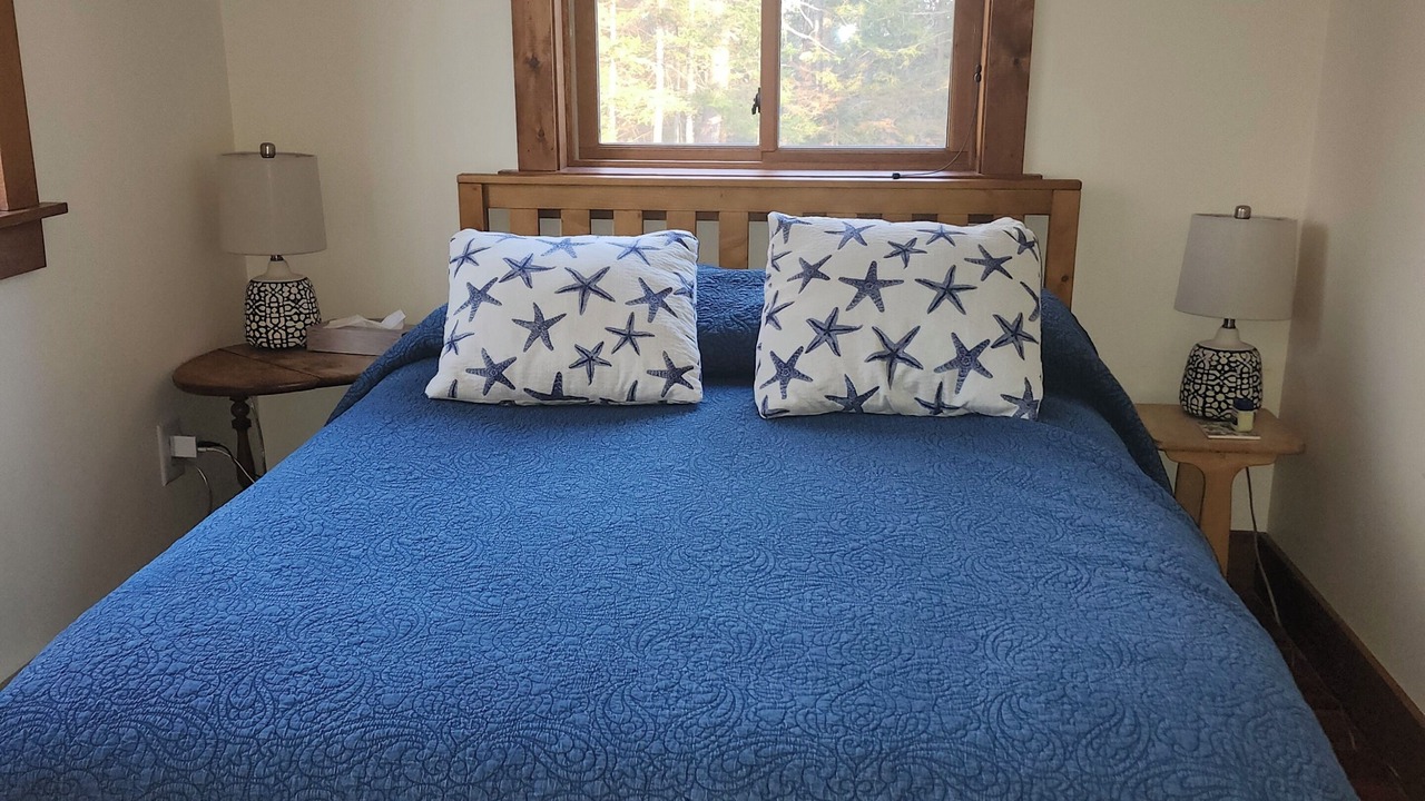 Photo of Bedroom in Wiscasset