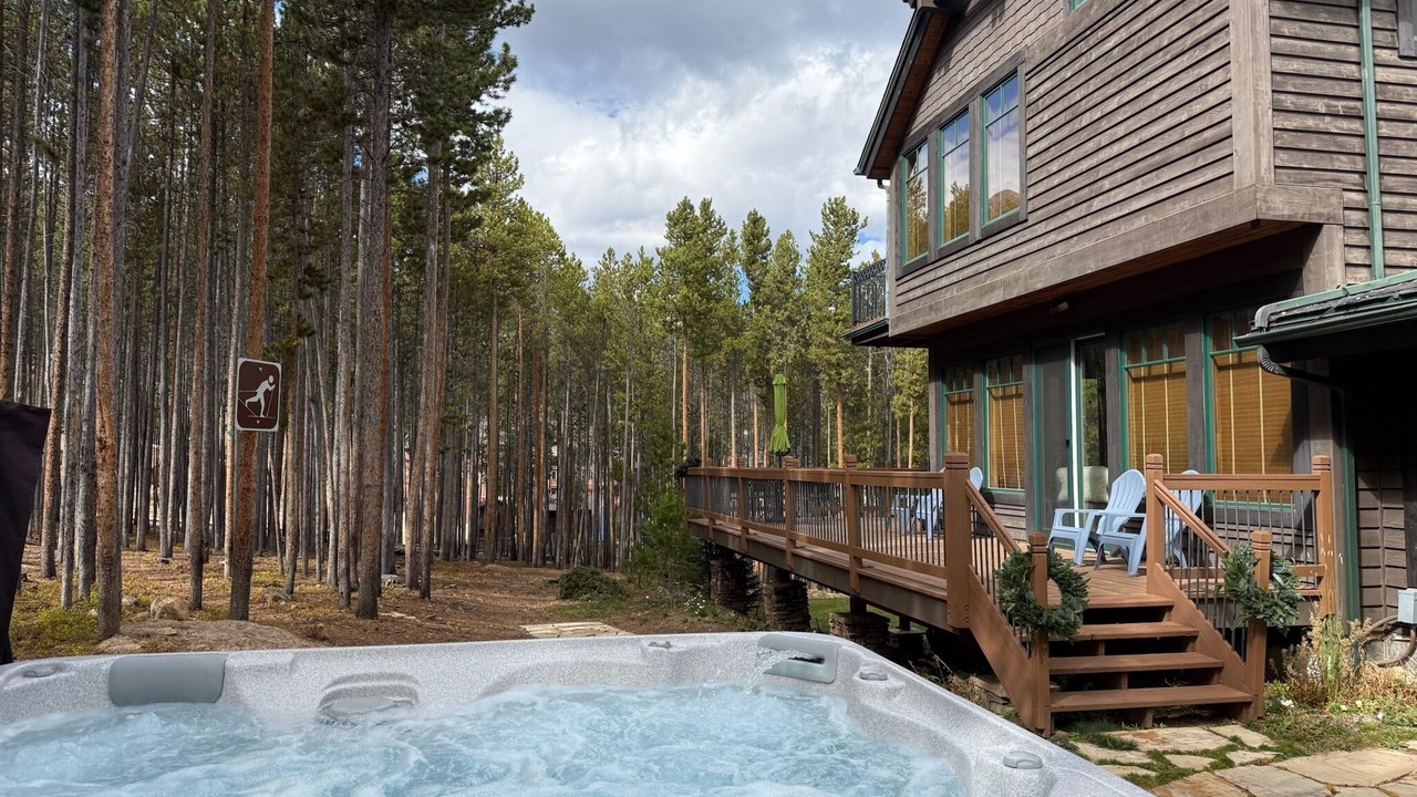 Photo of Patio Balcony in Peak 8