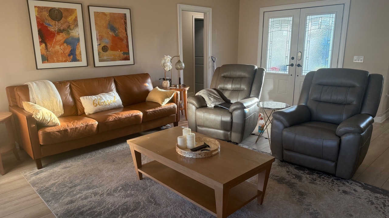 Photo of Livingroom in Englewood