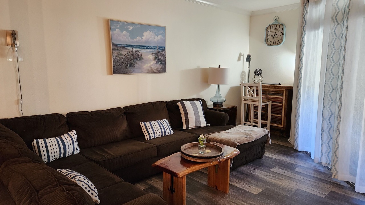Photo of Livingroom in Clearwater