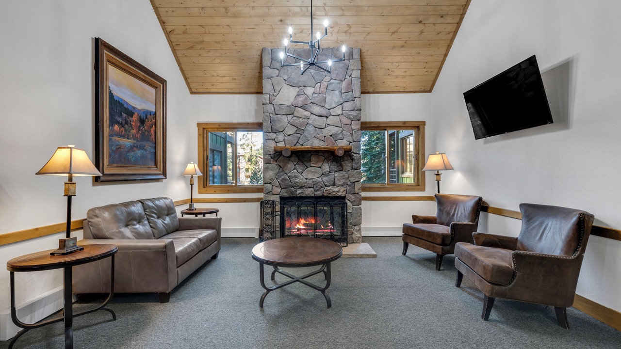 Photo of Livingroom in Four O'Clock