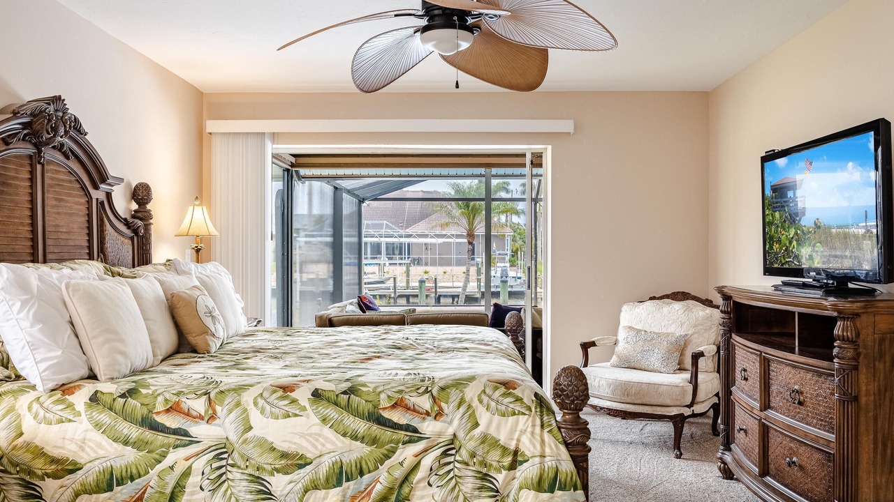Photo of Bedroom in Pelican