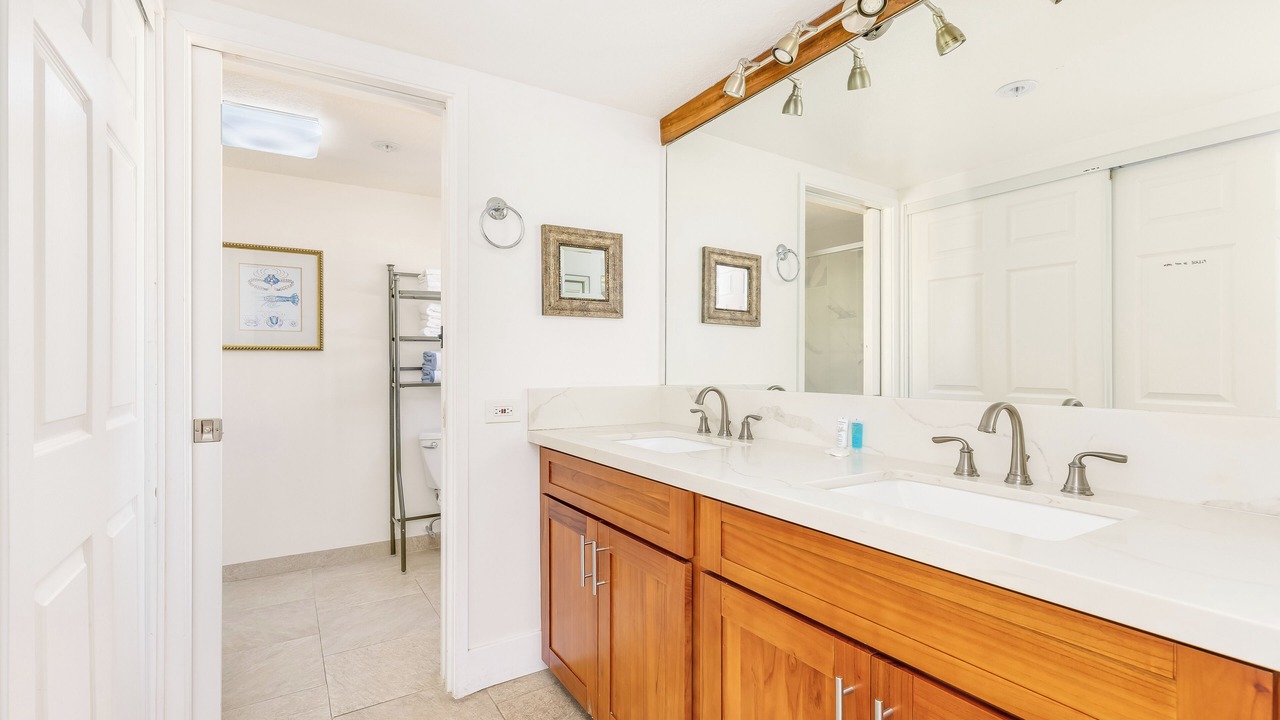 Photo of Bathroom in Waikiki