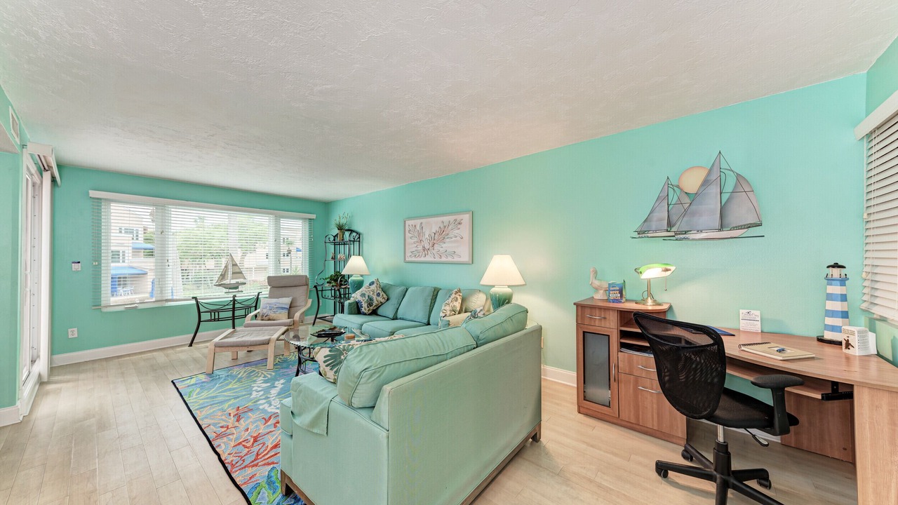 Photo of Livingroom in Longboat Key