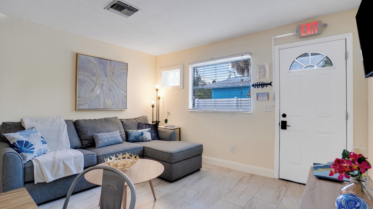 Photo of Livingroom in Indian Rocks Beach