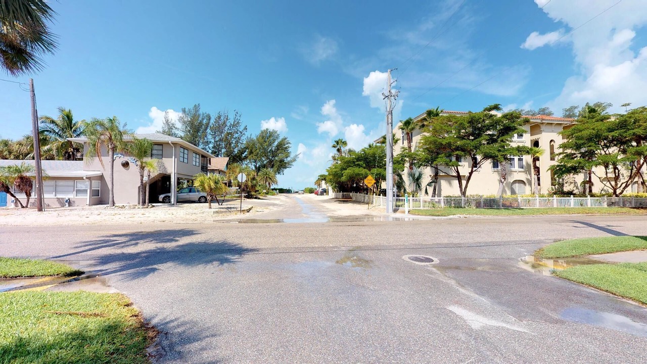 Photo of Others in Holmes Beach