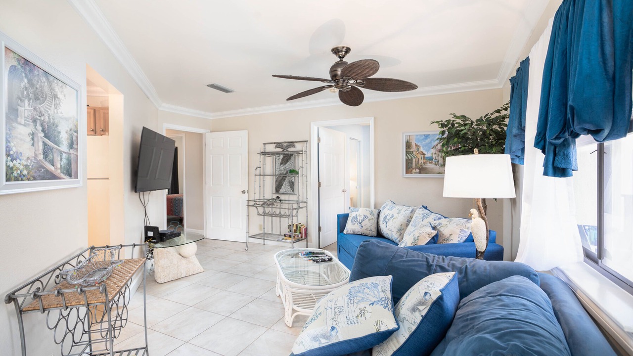 Photo of Livingroom in Tierra Verde