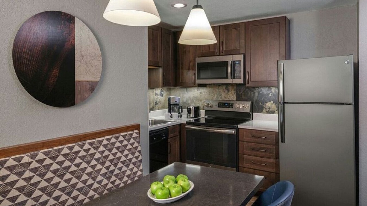 Photo of Kitchen in Peak 9