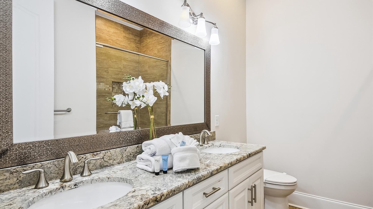 Photo of Bathroom in Ocean Drive
