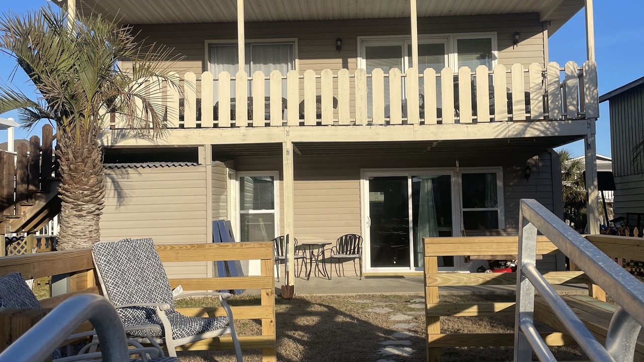 Photo of Patio Balcony in Holden Beach
