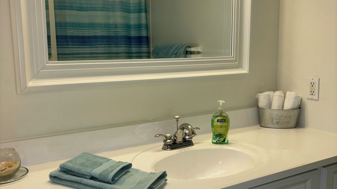 Photo of Bathroom in Holden Beach