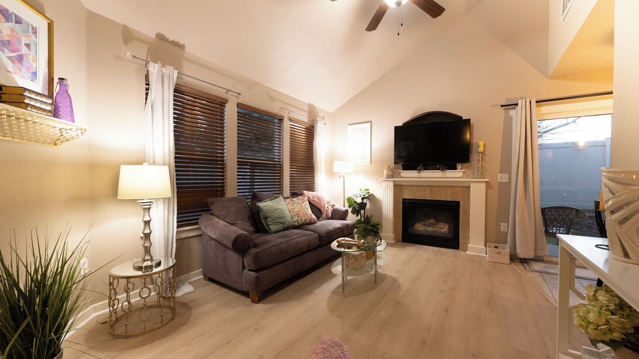 Photo of Livingroom in Southwest Ada County Alliance