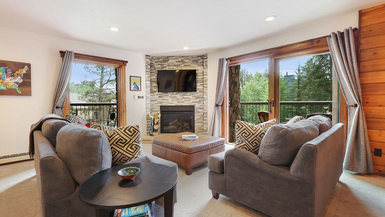 Photo of Patio Balcony in Four O'Clock