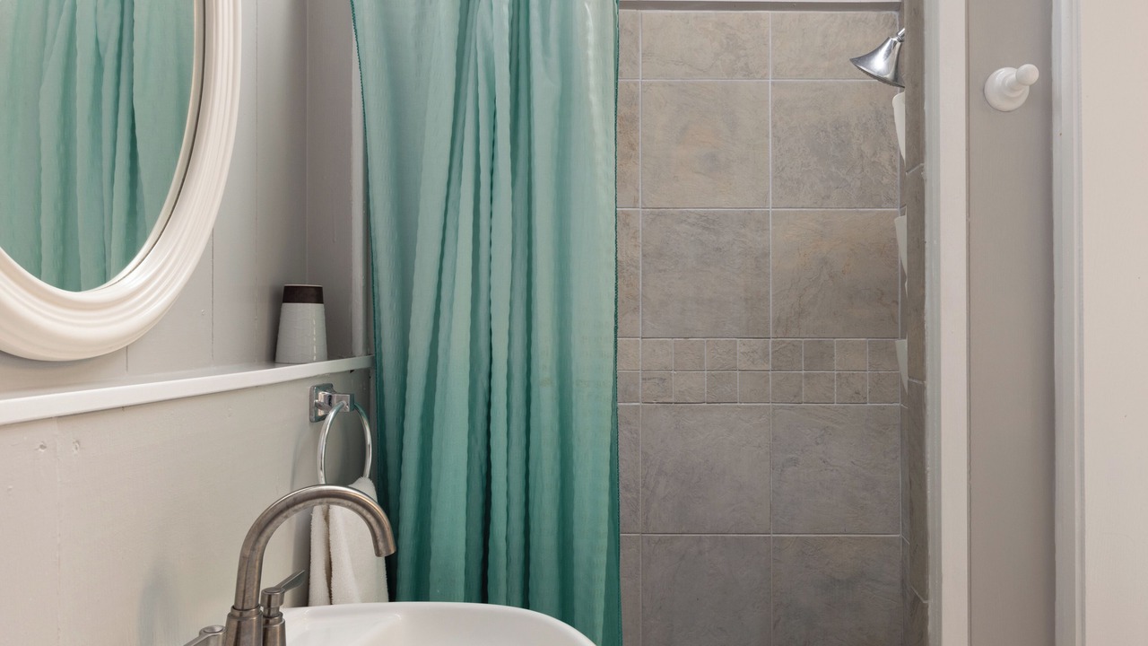 Photo of Bathroom in Hawi