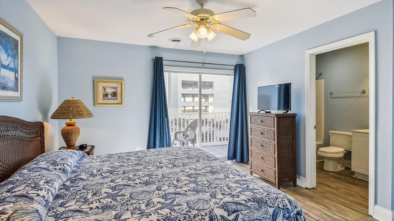 Photo of Bedroom in Crescent Beach
