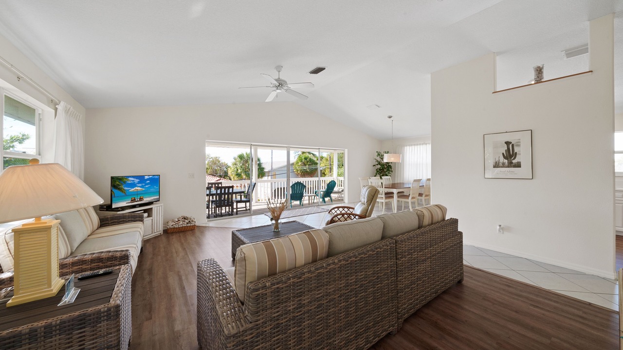 Photo of Livingroom in Anna Maria
