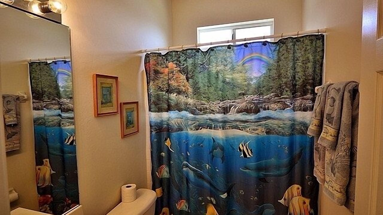 Photo of Bathroom in Beachwalk Isles