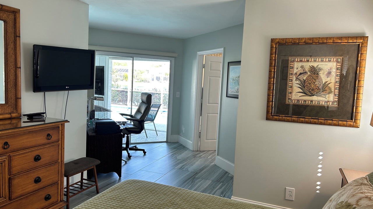Photo of Bedroom in Crown Pointe
