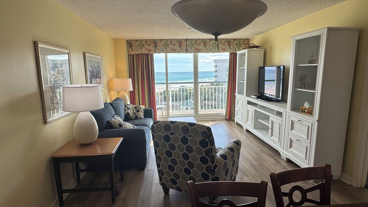 Photo of Livingroom in Pawleys Island