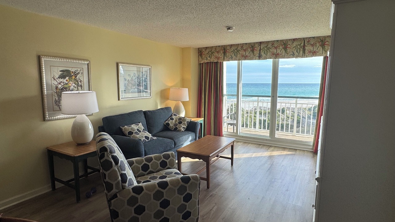 Photo of Livingroom in Pawleys Island