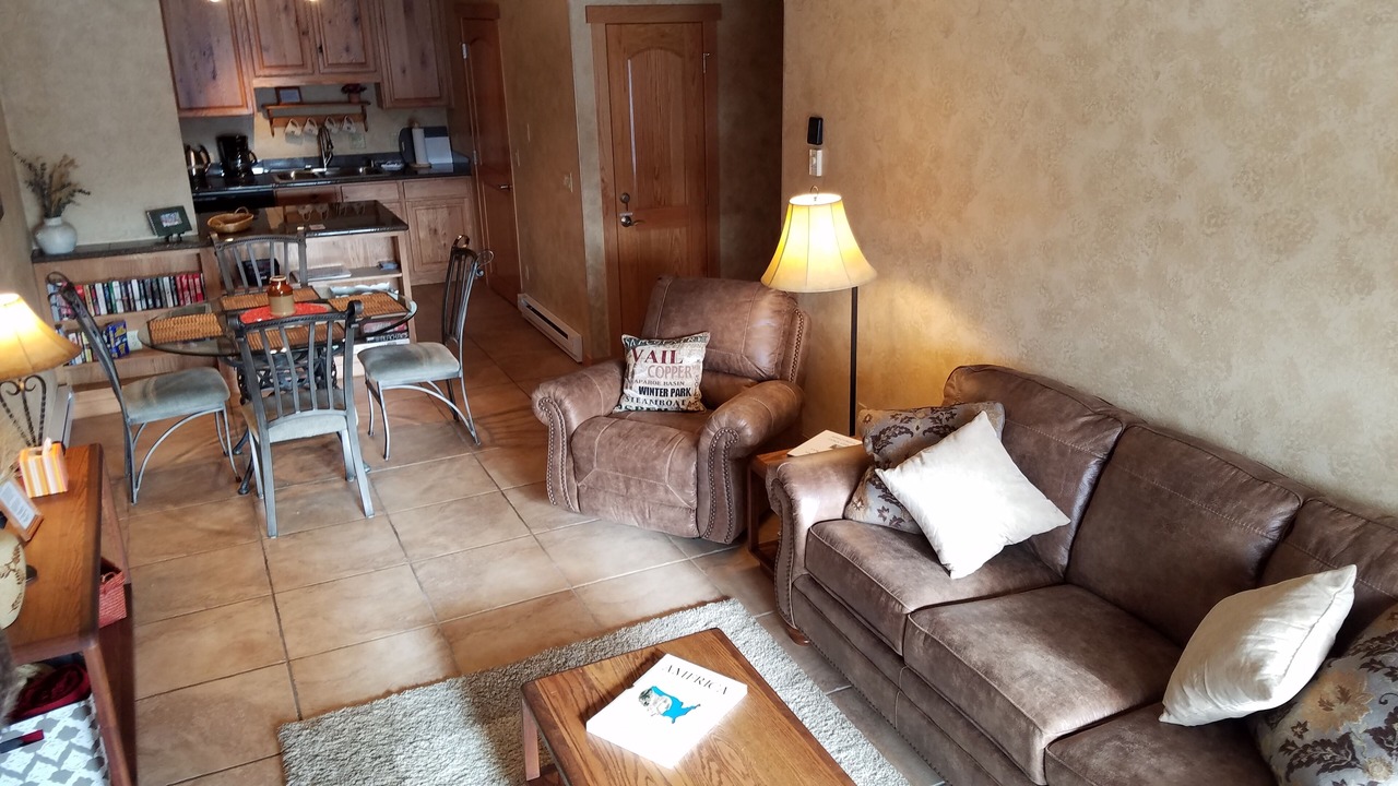 Photo of Bedroom in Four O'Clock