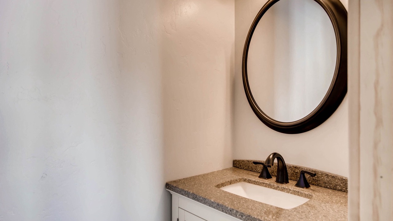 Photo of Bedroom in Alma