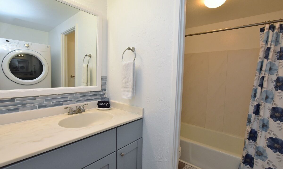 Photo of Bathroom in Waikoloa Village