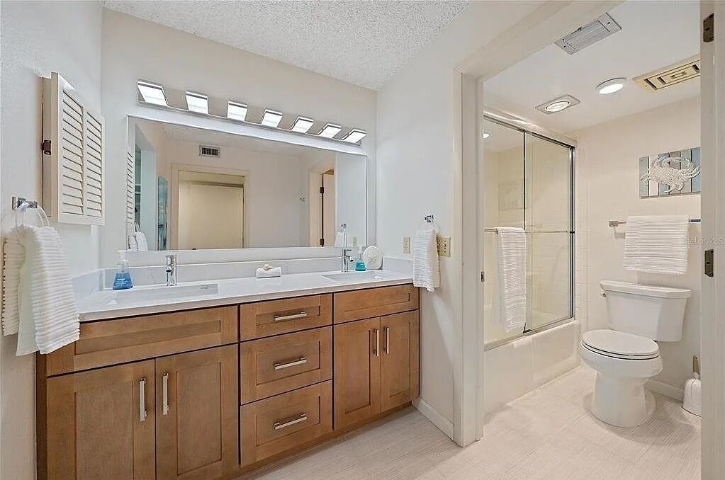 Photo of Bathroom in Longboat Key