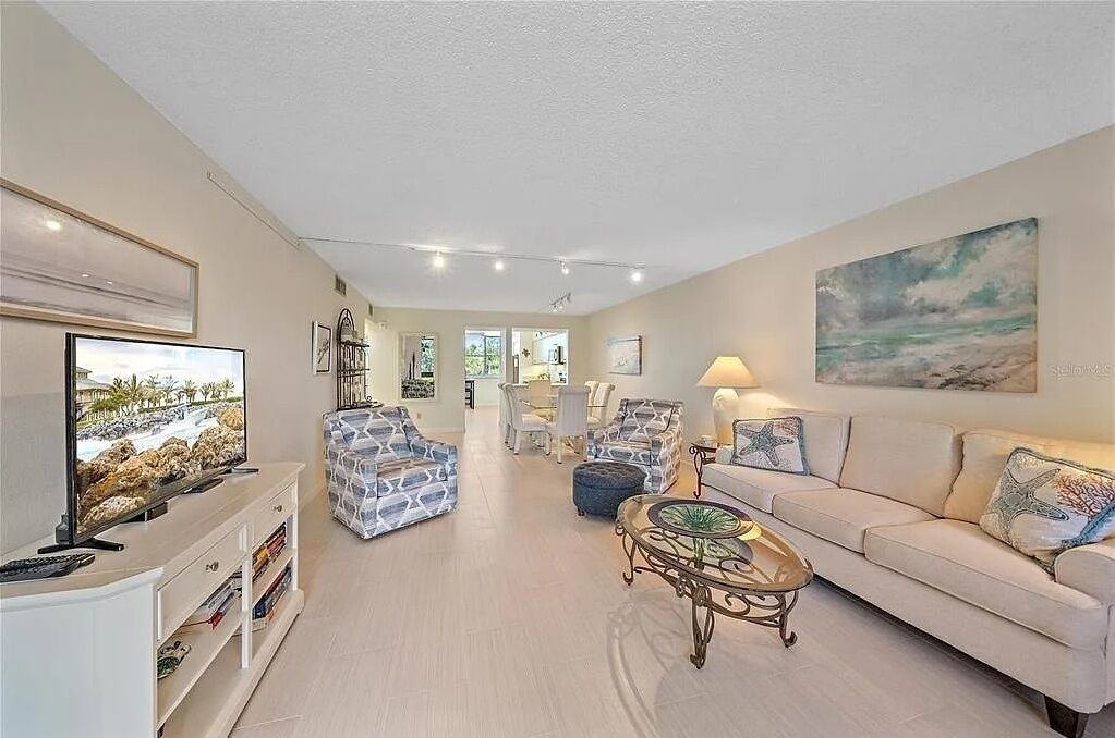 Photo of Livingroom in Longboat Key
