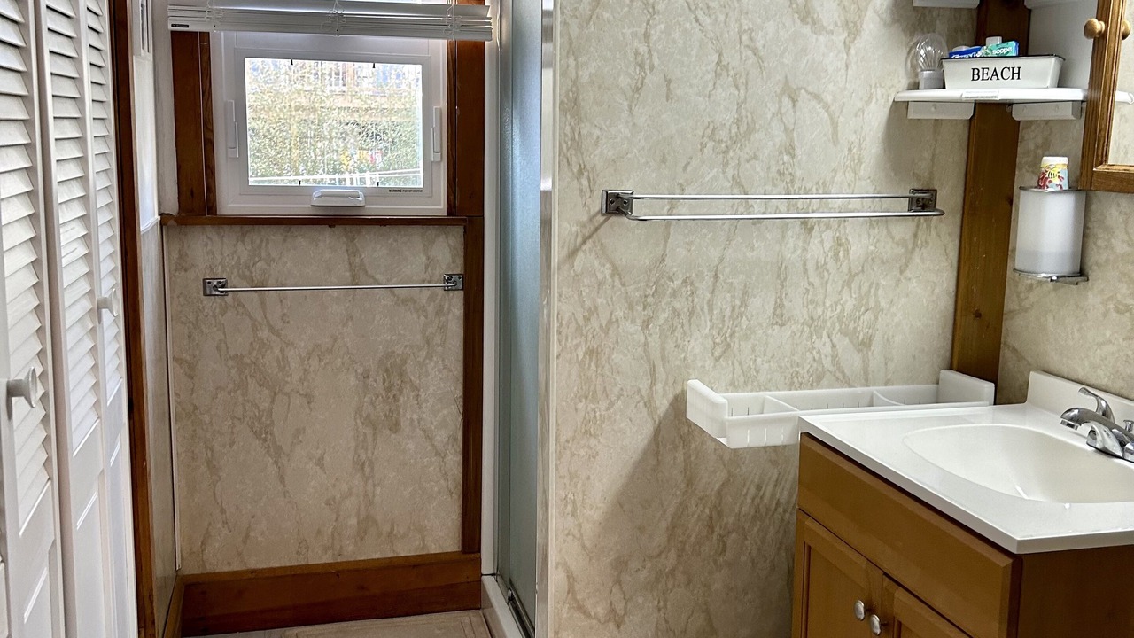 Photo of Bathroom in Bethany Beach