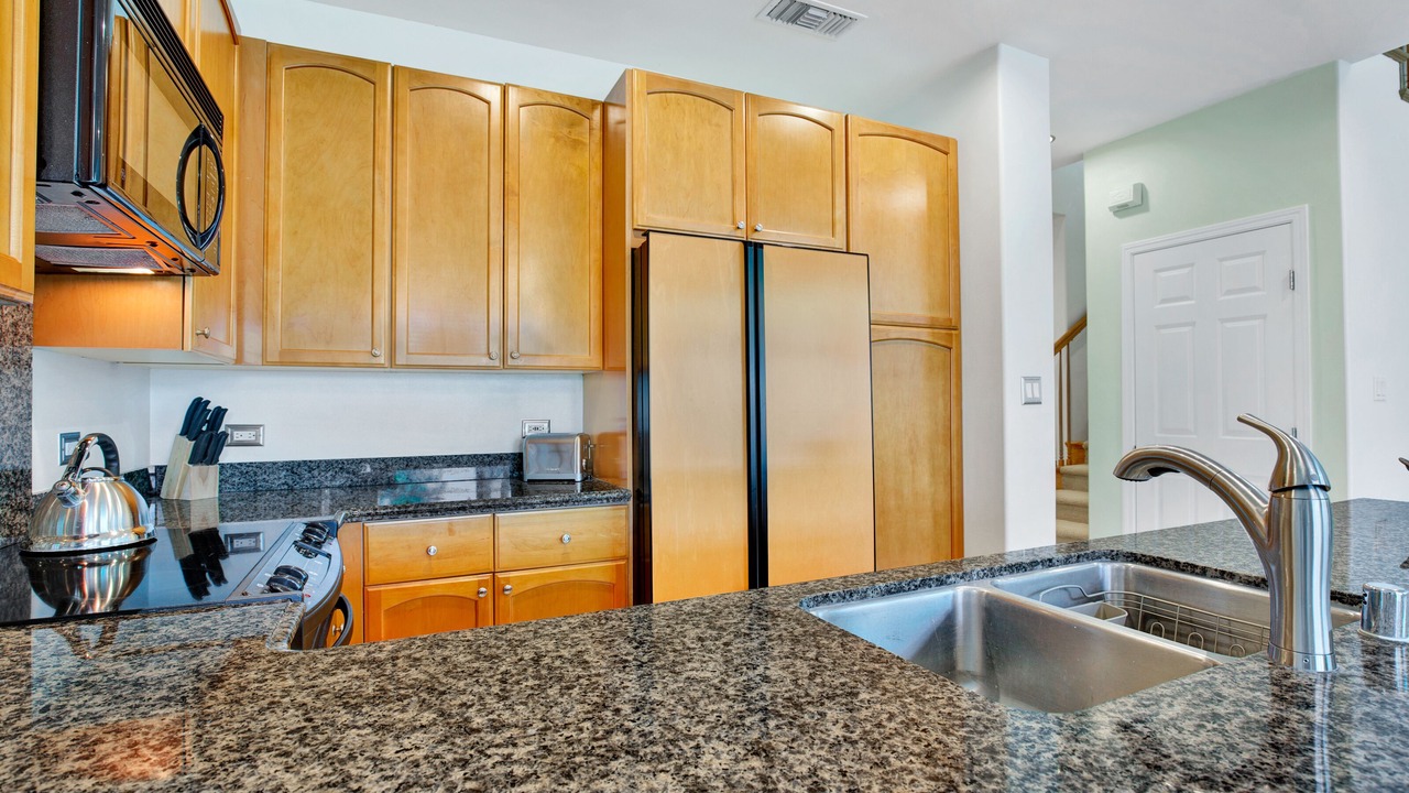 Photo of Kitchen in Waikoloa