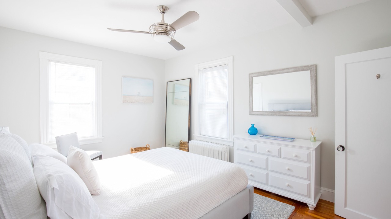 Photo of Bedroom in Yachting Village