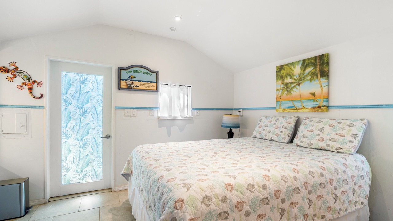 Photo of Bedroom in Treasure Island