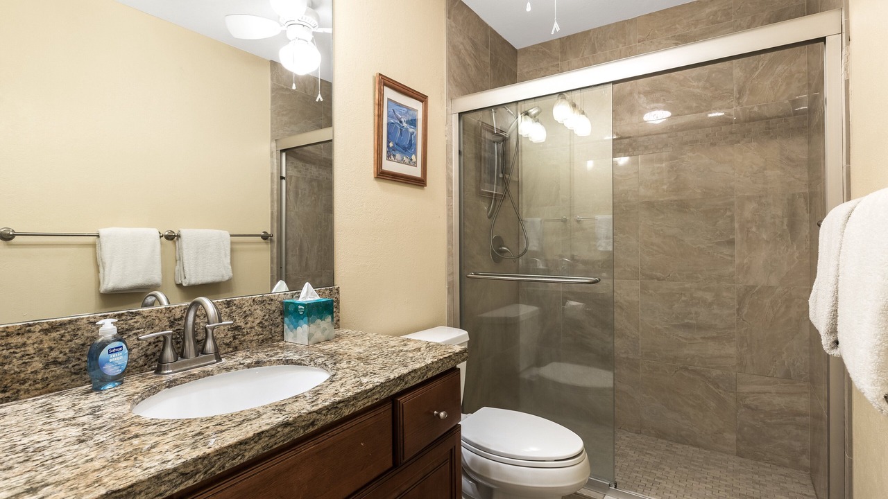 Photo of Bathroom in Kahaluu-Keauhou