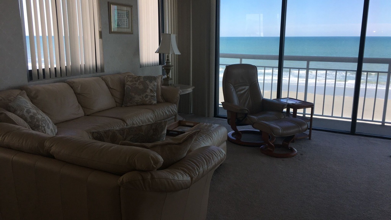 Photo of Livingroom in Crescent Beach