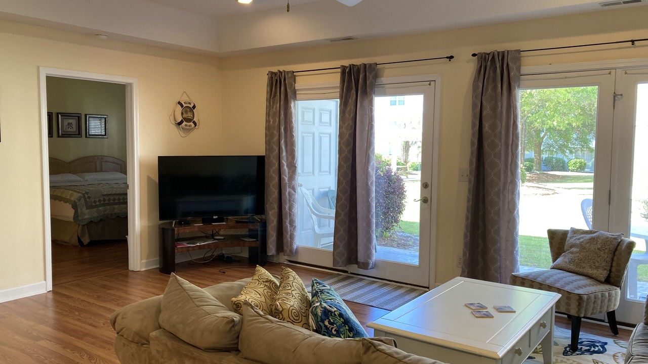 Photo of Livingroom in Sunset Beach