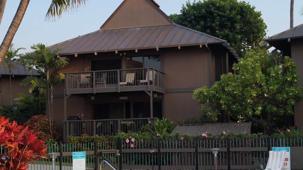 Photo of Outdoor in Kahaluu Bay