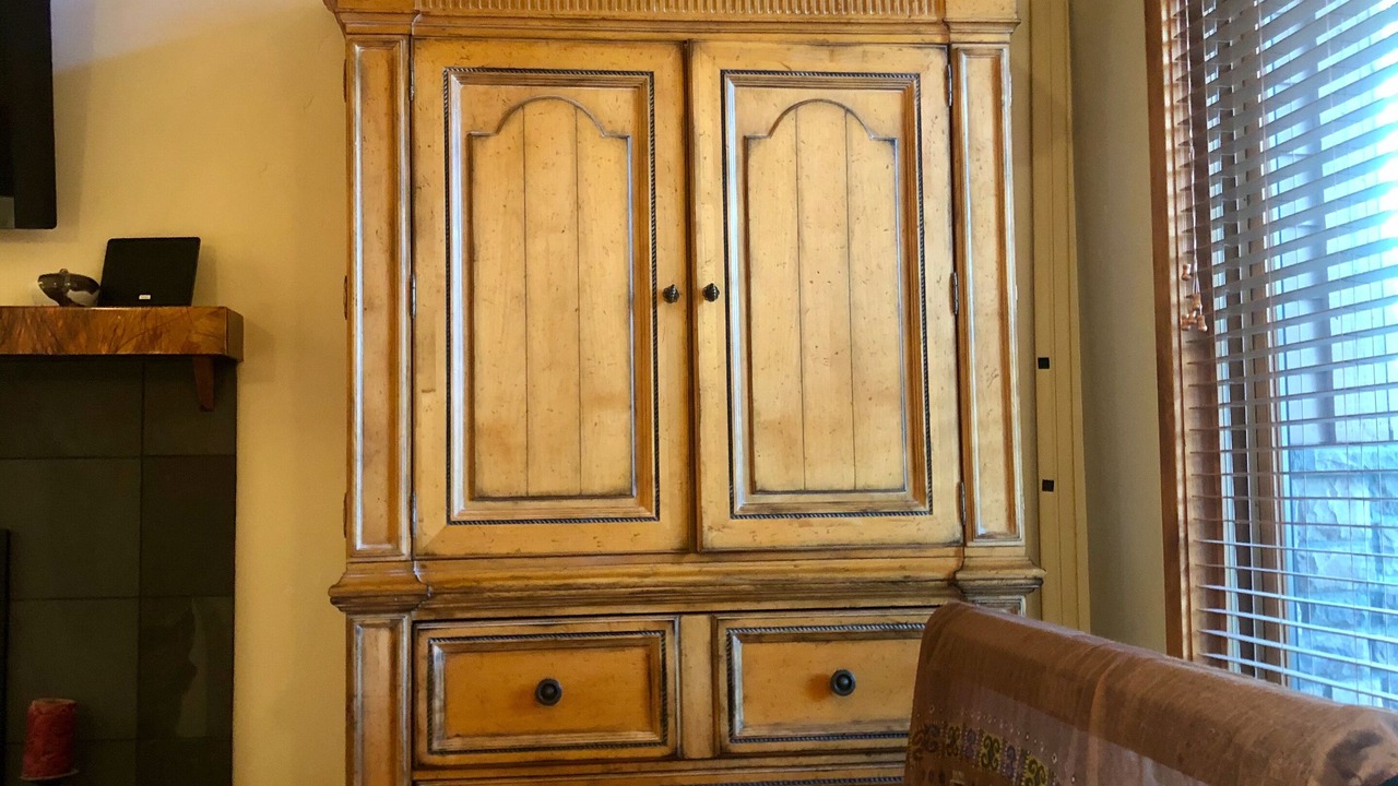 Photo of Livingroom in Peak 9