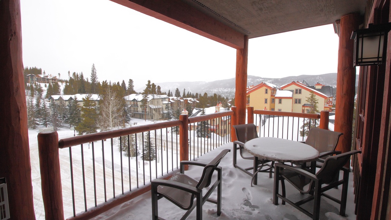Photo of Patio Balcony in Four O'Clock