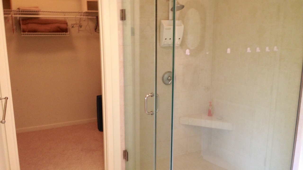 Photo of Bathroom in Kahaluu-Keauhou