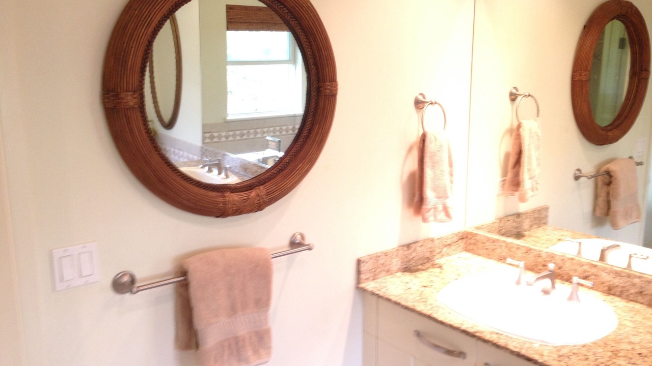 Photo of Bathroom in Kahaluu-Keauhou