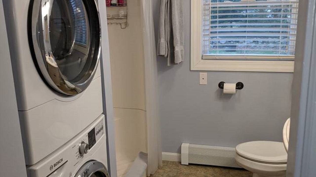 Photo of Bathroom in East Greenwich