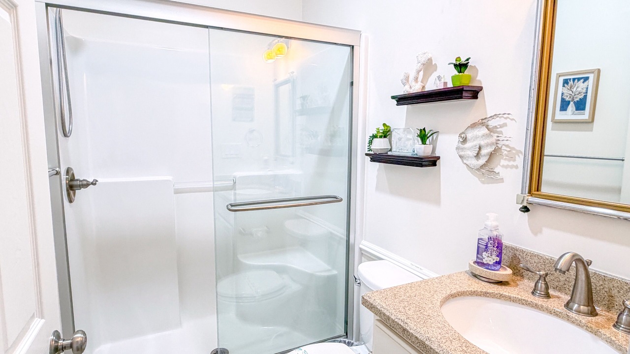 Photo of Bathroom in Cherry Grove Beach