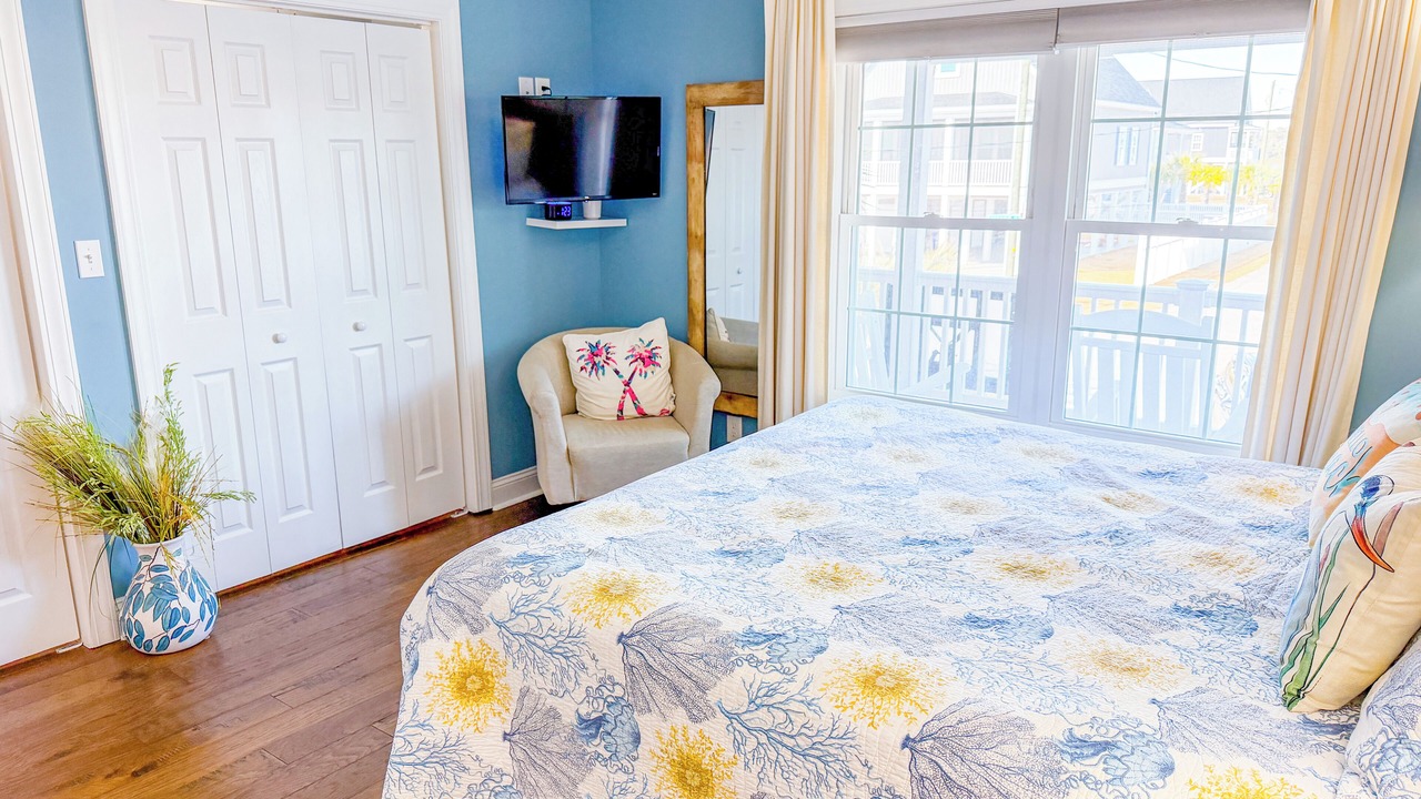 Photo of Bedroom in Cherry Grove Beach
