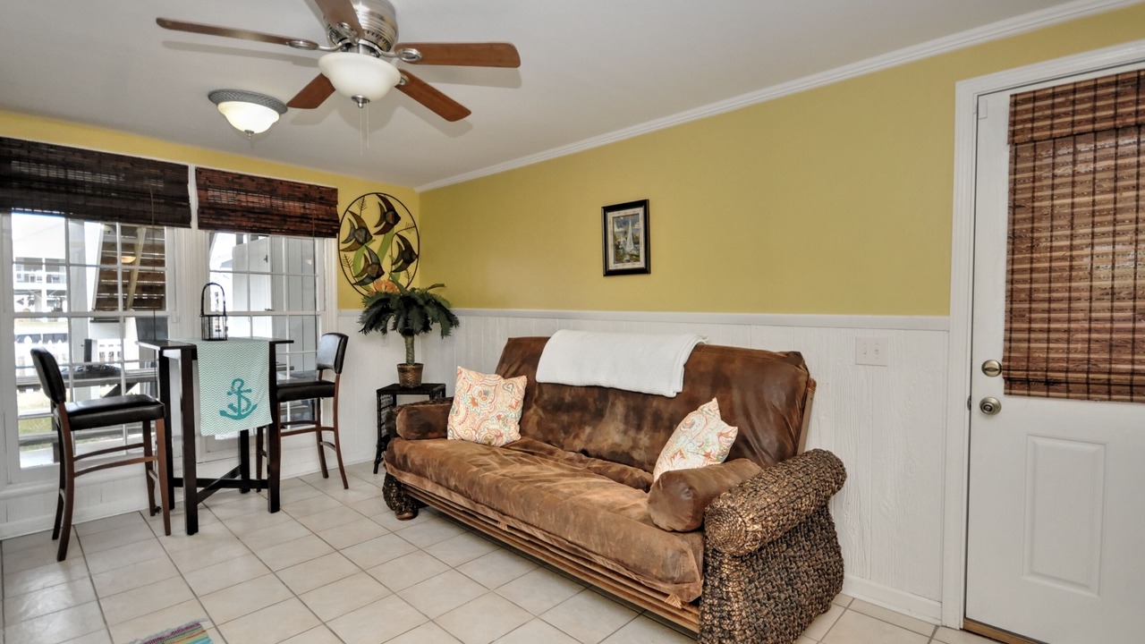 Photo of Livingroom in Ocean Isle Beach