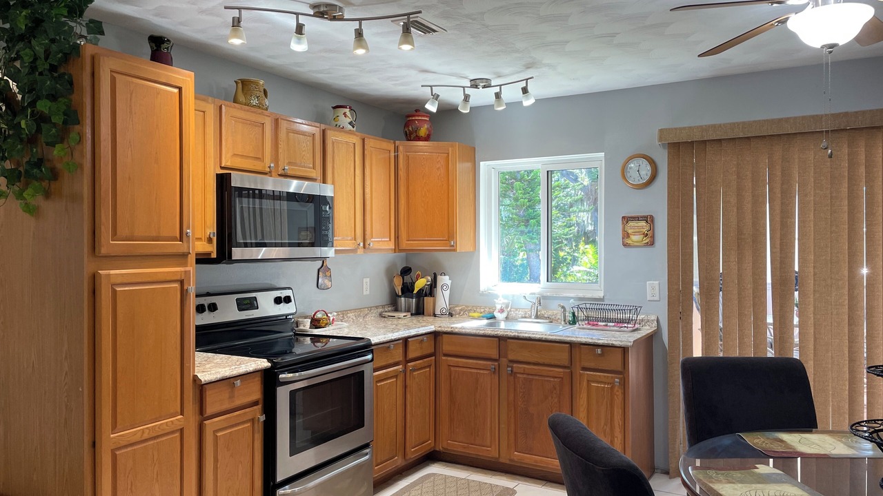 Photo of Kitchen in Warm Mineral Springs