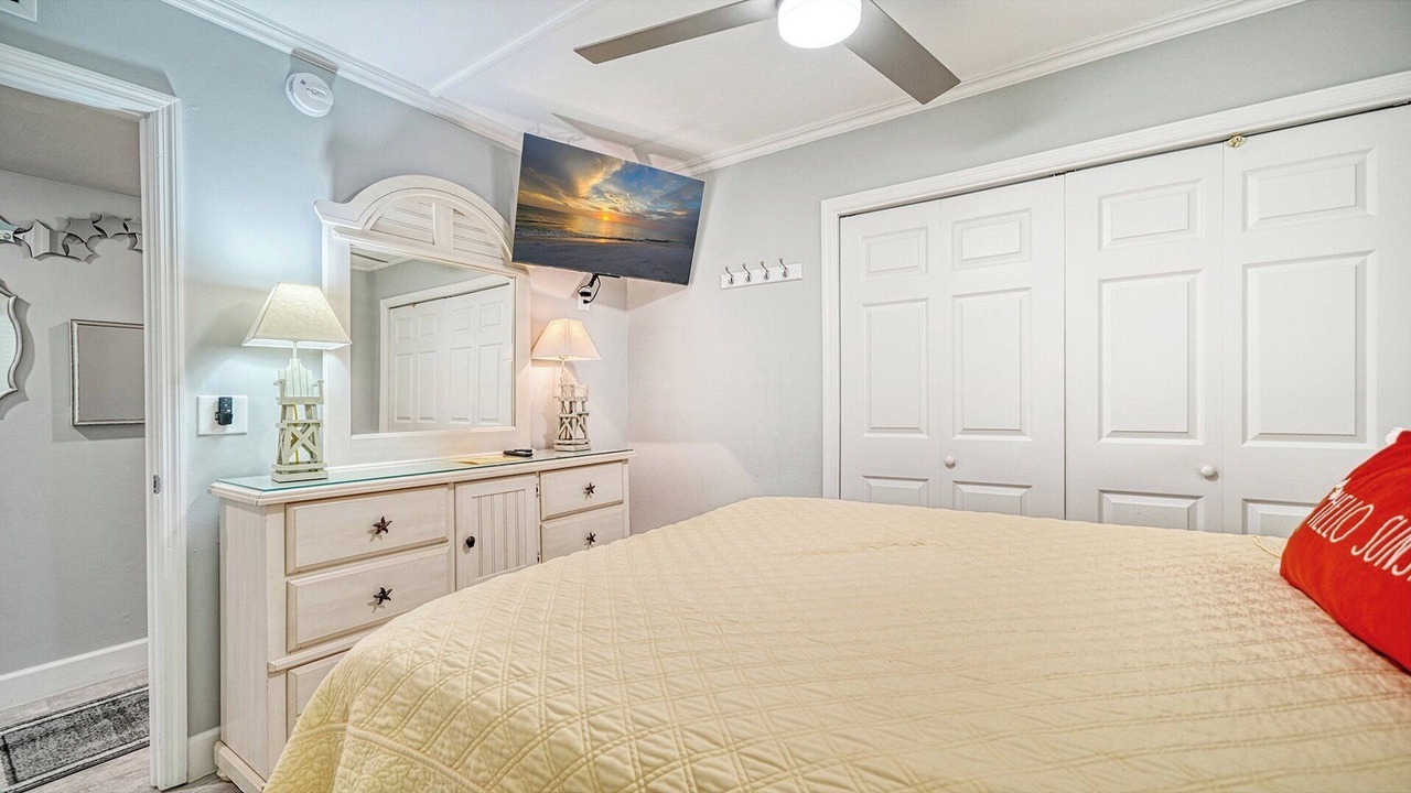 Photo of Bedroom in Longboat Key