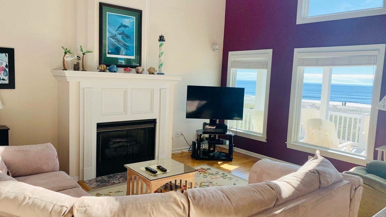Photo of Livingroom in Holden Beach