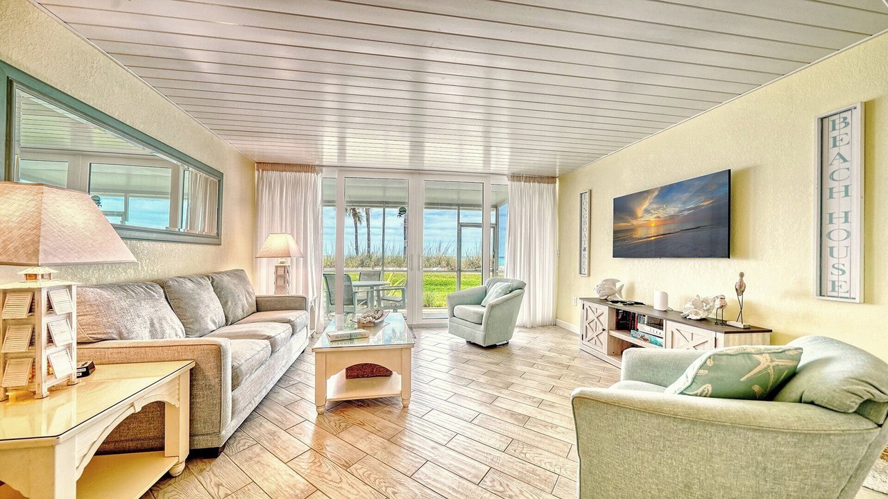 Photo of Livingroom in Longboat Key