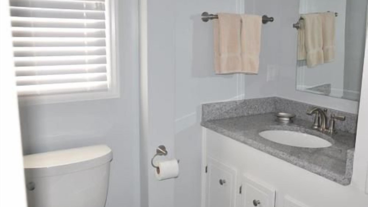 Photo of Bathroom in Holden Beach